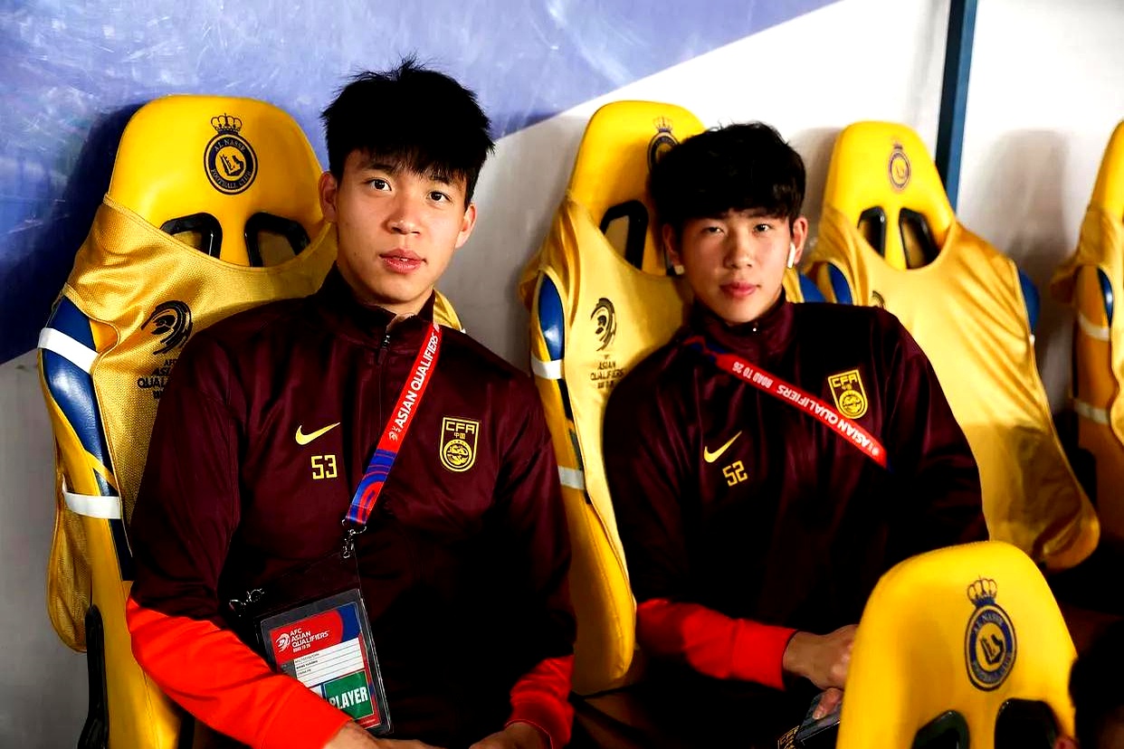 今晚金州勇士备战欧超杯，更衣室发声细节曝光，赛场秩序良好，球队文化再被提及的简单介绍