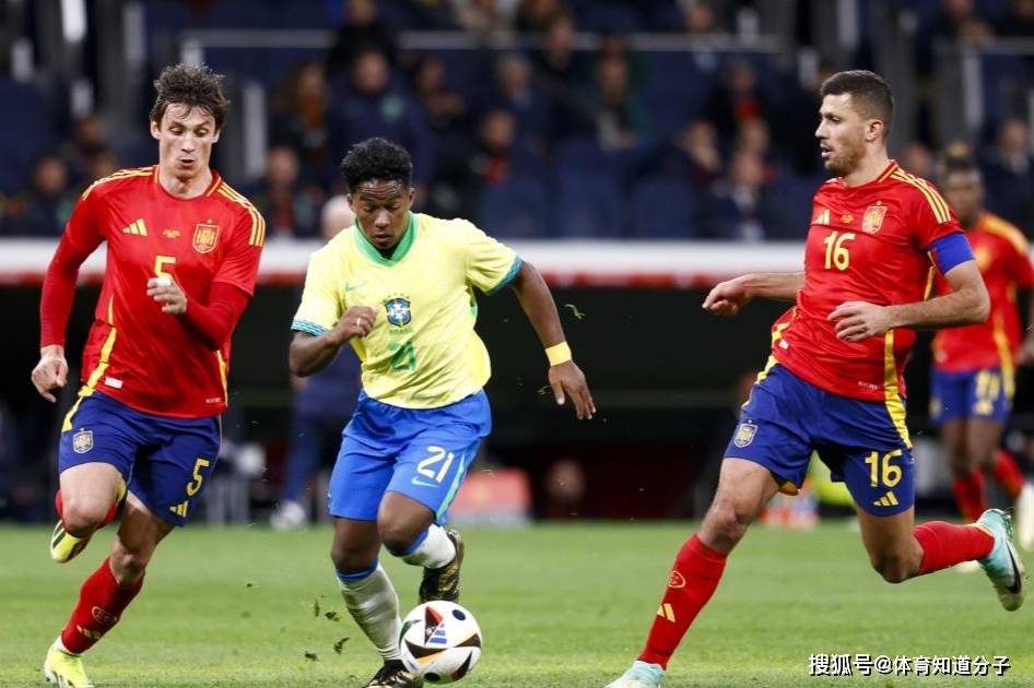 今晚金州勇士备战欧超杯，更衣室发声细节曝光，赛场秩序良好，球队文化再被提及的简单介绍