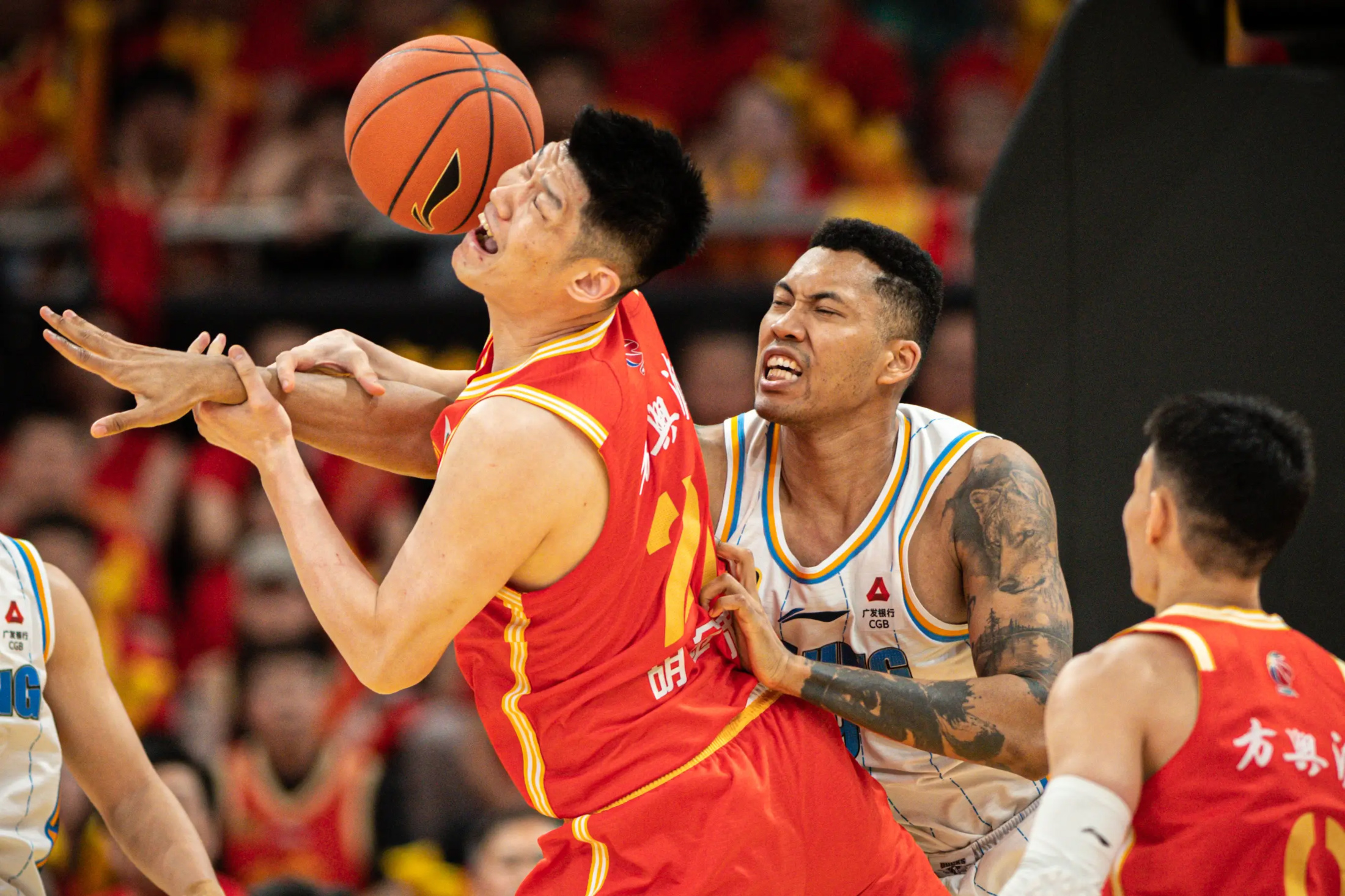 关于赛前CBA常规赛焦点战,利物浦更衣室发声,话题不断,心理建设被强调的信息 关于赛前CBA常规赛焦点战,利物浦更衣室发声,话题不断,心理建设被强调的信息